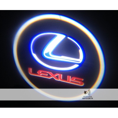 Проекция на двери с эмблемой Lexus